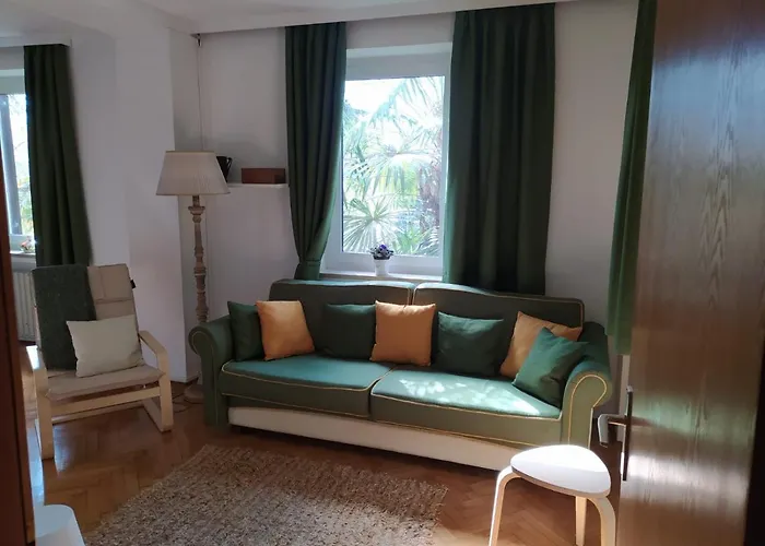 Torre Garden - Casa Singola Nella Citta Di Con Giardino Privato בית נופש *