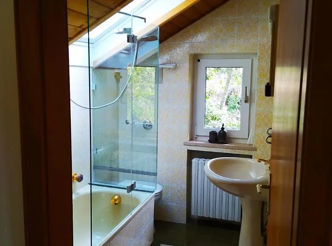 Будинок відпочинку Torre Garden - Casa Singola Nella Citta Di Con Giardino Privato Больцано